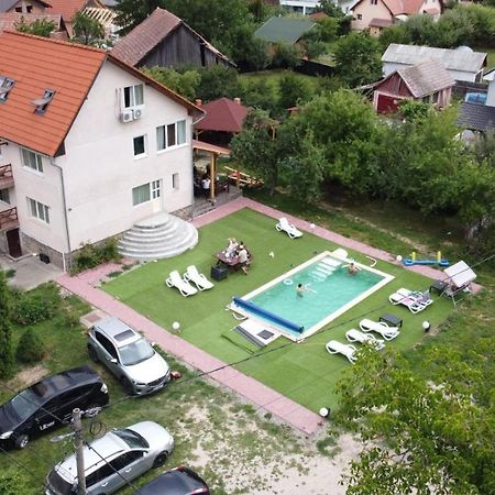 Pensiunea Apolka Panzio Covasna Extérieur photo
