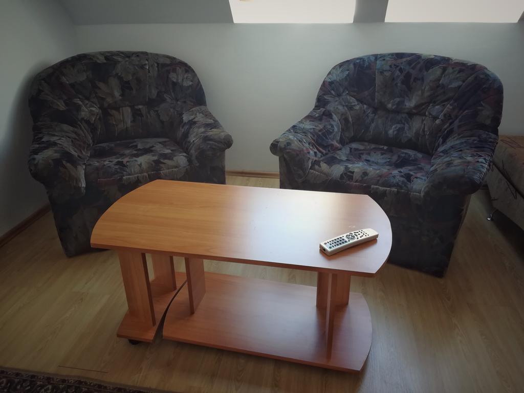 Pensiunea Apolka Panzio Covasna Extérieur photo