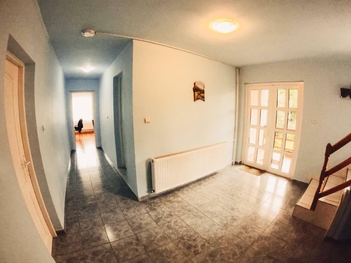 Pensiunea Apolka Panzio Covasna Extérieur photo