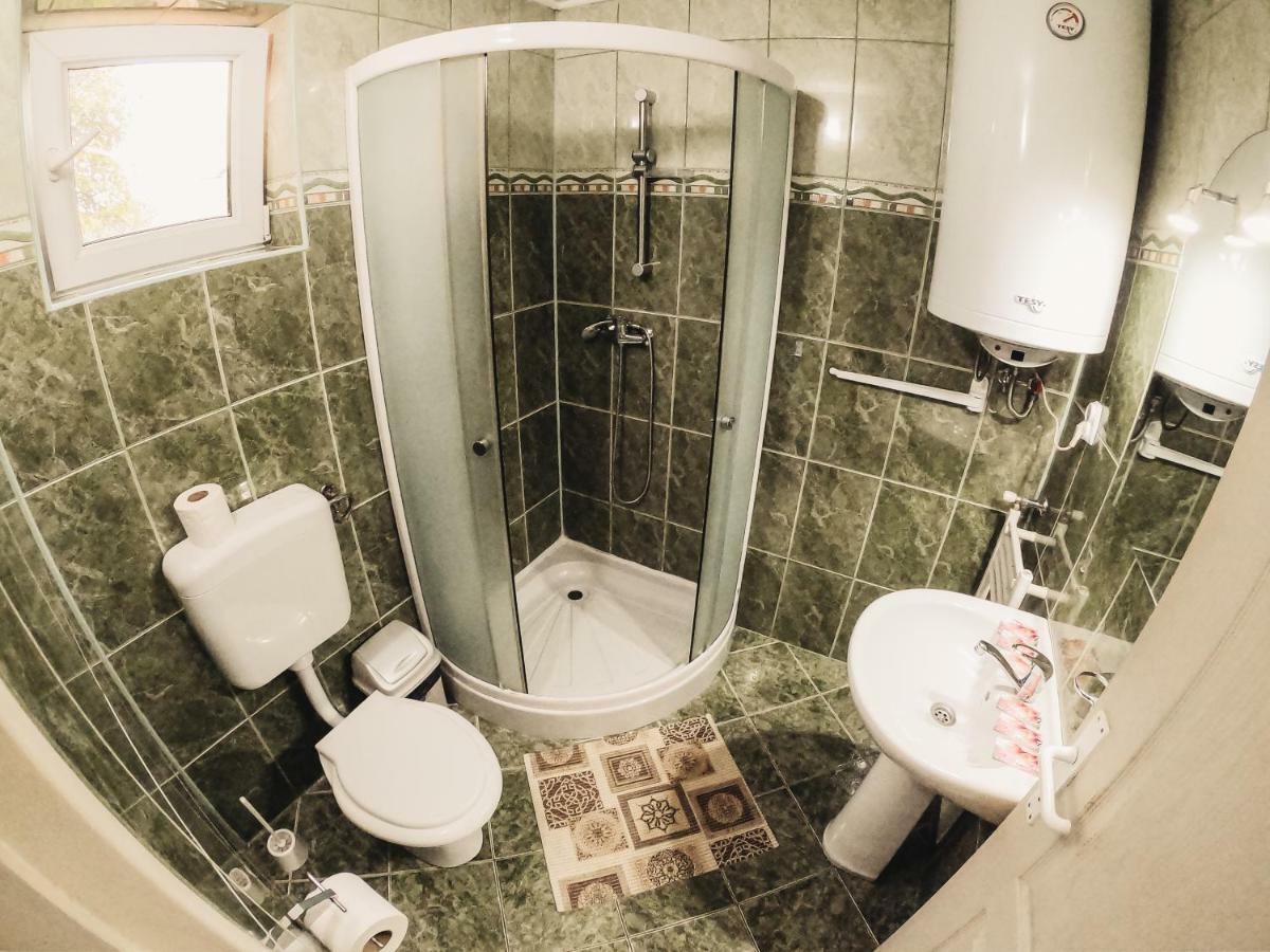 Pensiunea Apolka Panzio Covasna Extérieur photo