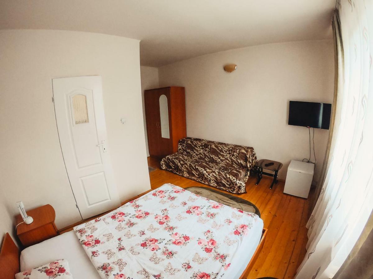 Pensiunea Apolka Panzio Covasna Extérieur photo