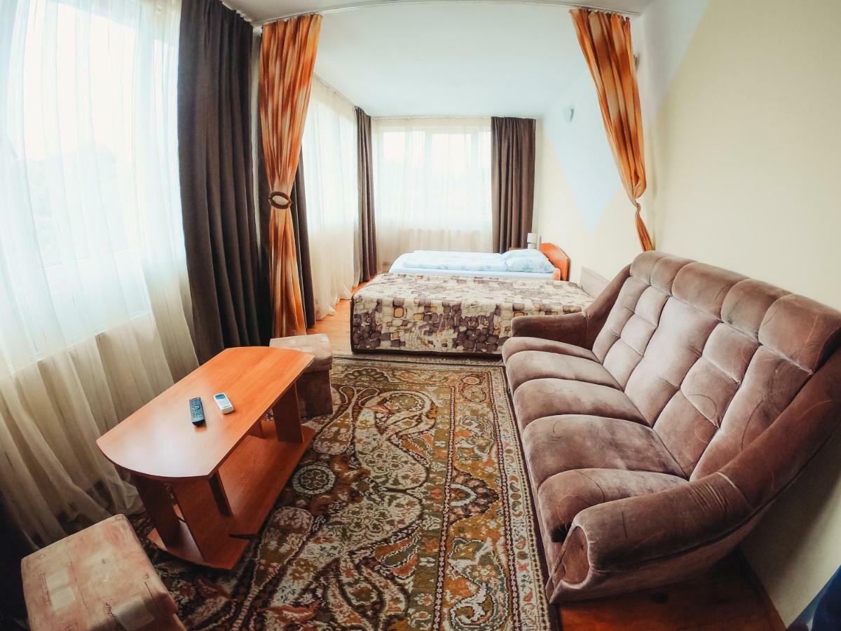 Pensiunea Apolka Panzio Covasna Extérieur photo